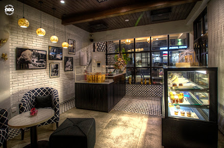 Cafe Costa Interior